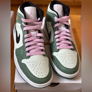 jordan 1 mid Dutch green 7.5w